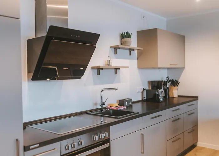 Gruppen-Wohnung Mit Balkon Und Grill 10 Betten